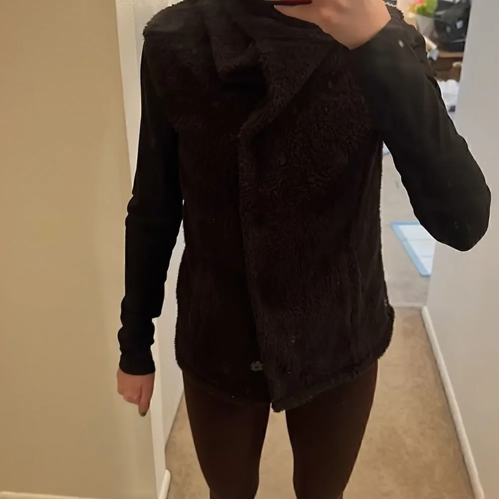 Alo Yoga Like New Sherpa Jacket XS
